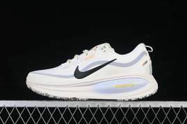 Picture of Nike Vomero 18 _SKUfw22033173579356556fw